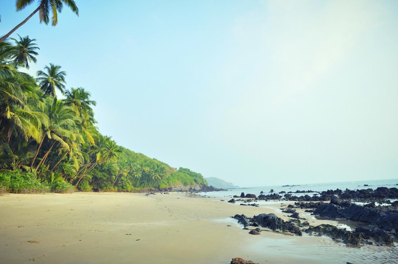 Готель Belantara Beach Front Vengurla Екстер'єр фото